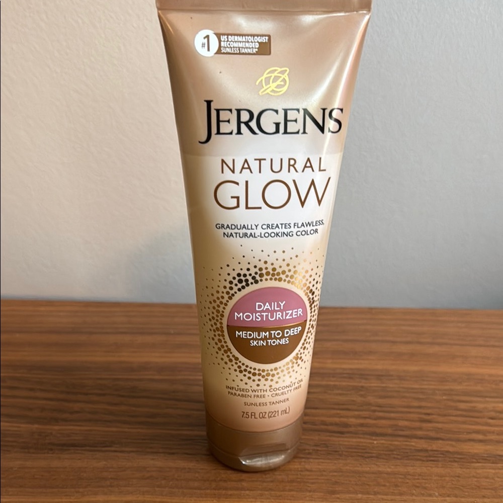 New Jergens Natural Glow Daily Moisturizer
